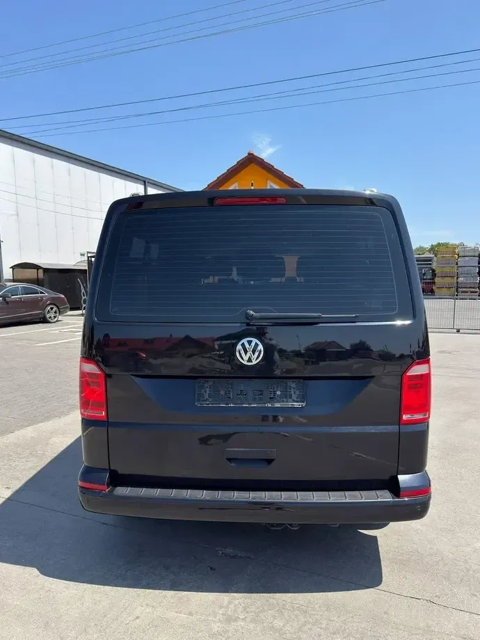 Volkswagen Caravelle LR Comfortline — imagine 6