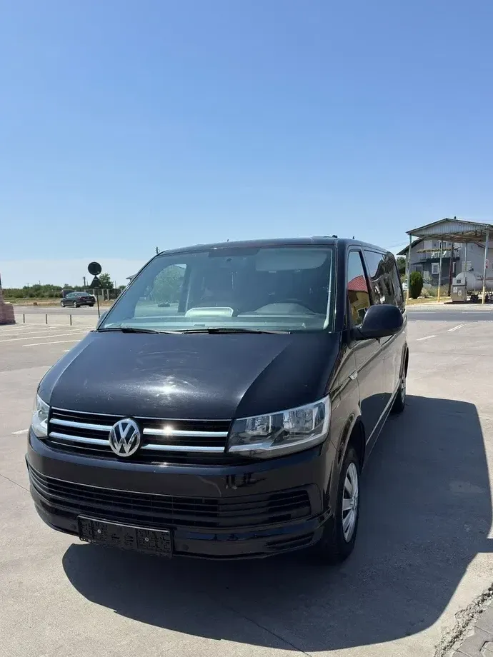 Volkswagen Caravelle LR Comfortline — imagine 3