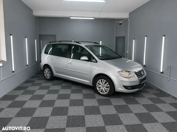 Volkswagen Touran 1.9 TDI Conceptline