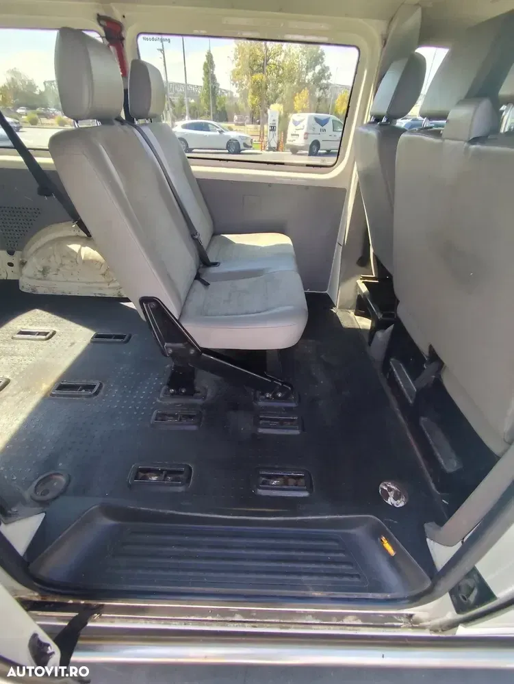 Volkswagen Transporter T5 Standard — imagine 2