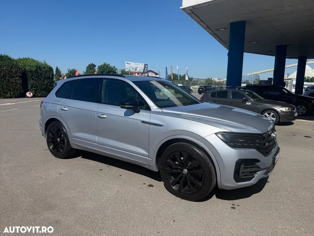 Volkswagen Touareg III V6 TDI R-Style — imagine 2