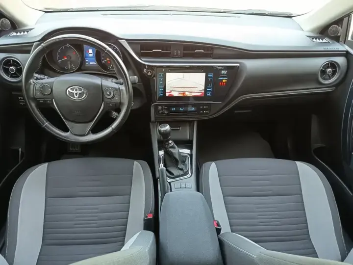 Toyota Auris II