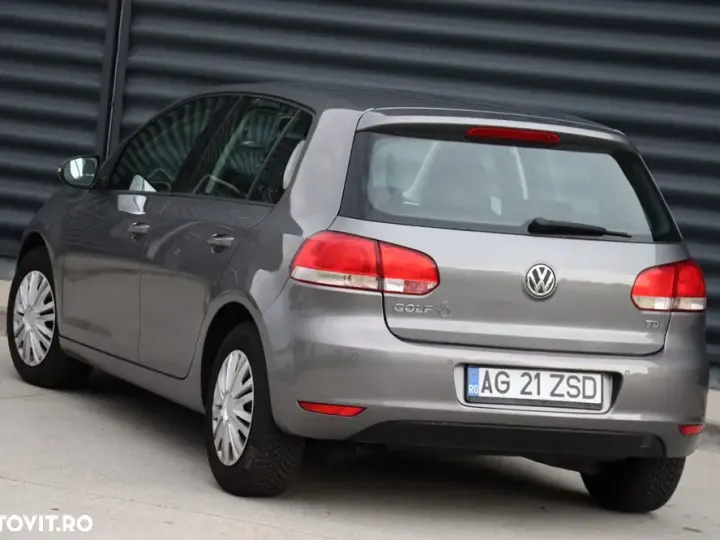 Volkswagen Golf VI 1.6 TDI DPF BlueMotion Technology Trendline