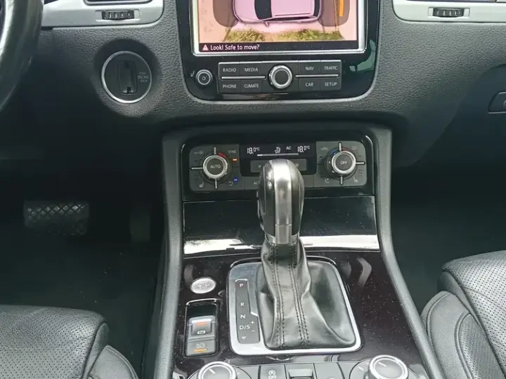Volkswagen Touareg II 3.0 V6 TDI BMT