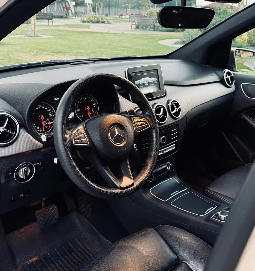 Mercedes-Benz B 180 W246 — imagine 6