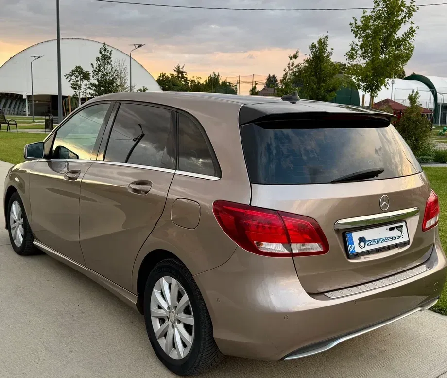 Mercedes-Benz B 180 W246 — imagine 5