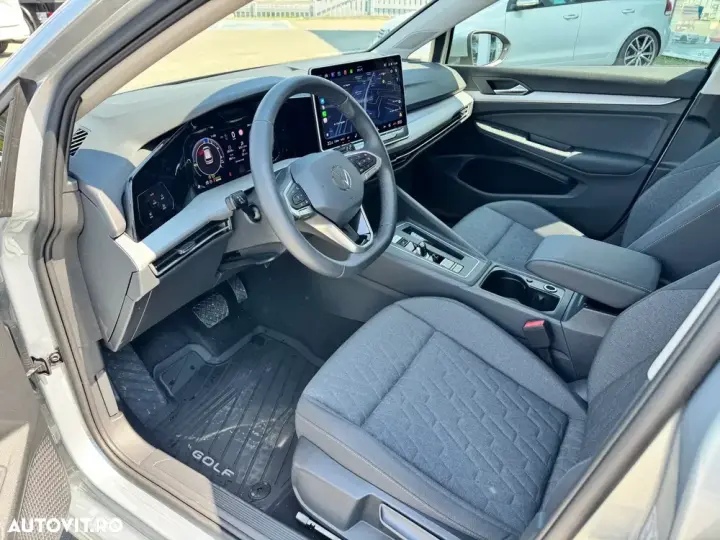 Volkswagen Golf VIII 1.5 eHybrid OPF DSG Life