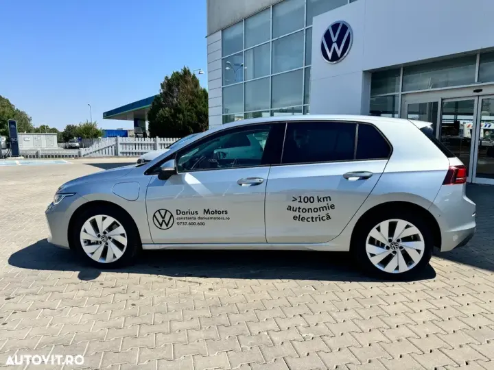 Volkswagen Golf VIII 1.5 eHybrid OPF DSG Life