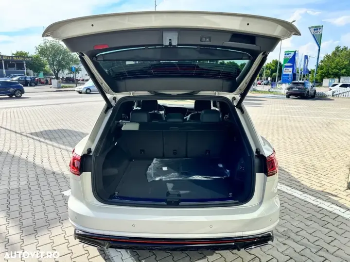 Volkswagen Touareg III V6 TDI SCR 4Motion Aut. R-Line FINAL EDITION