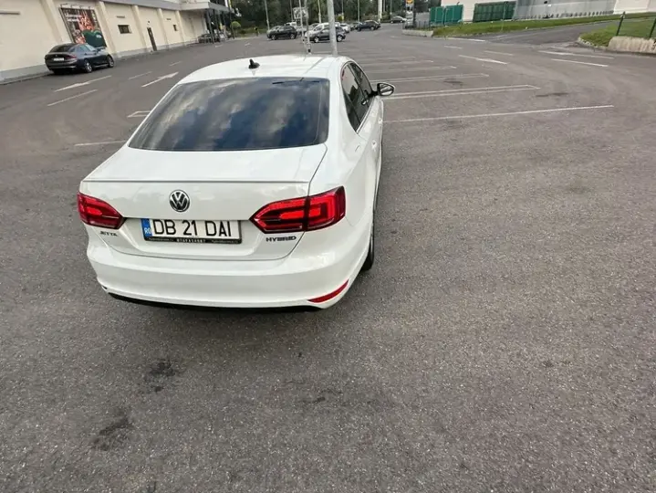 Volkswagen Jetta A6 1.4 DSG
