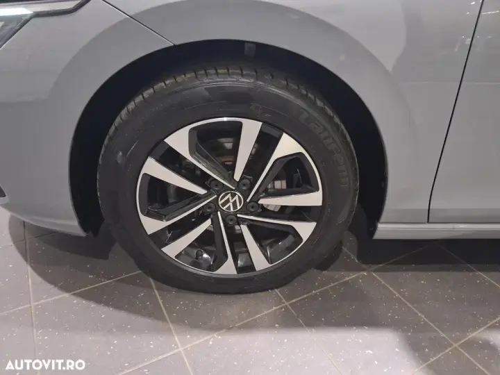 Volkswagen Golf VIII 1.0 eTSI MHEV 110CP DSG Life