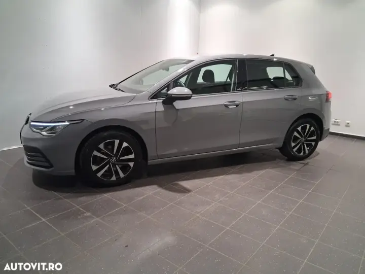 Volkswagen Golf VIII 1.0 eTSI MHEV 110CP DSG Life