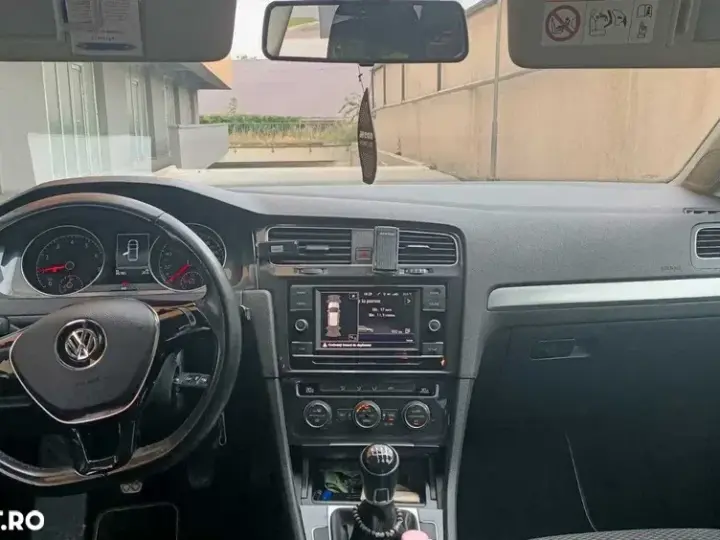 Volkswagen Golf VII 1.0 TSI Trendline