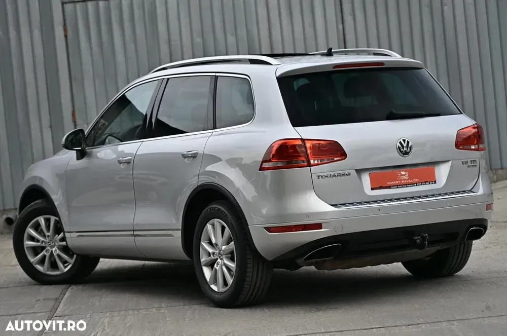 Volkswagen Touareg 3.0 V6 TDI Blue Motion DPF Automatik — imagine 6