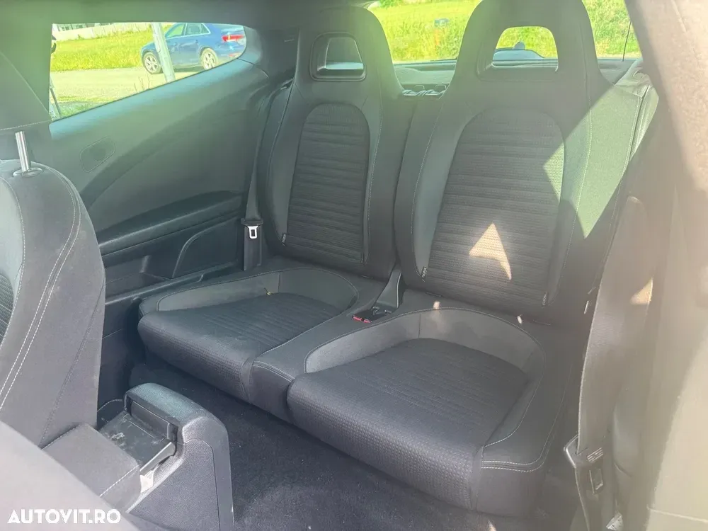 Volkswagen Scirocco 2.0 TDI — imagine 3