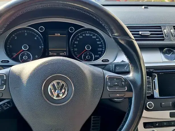 Volkswagen Passat B8 2.0 TDI 4Motion DSG BlueMotion Tech R-Line
