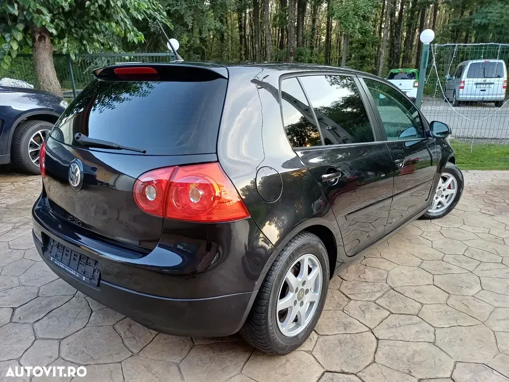 Volkswagen Golf V 1.6 Highline — imagine 2
