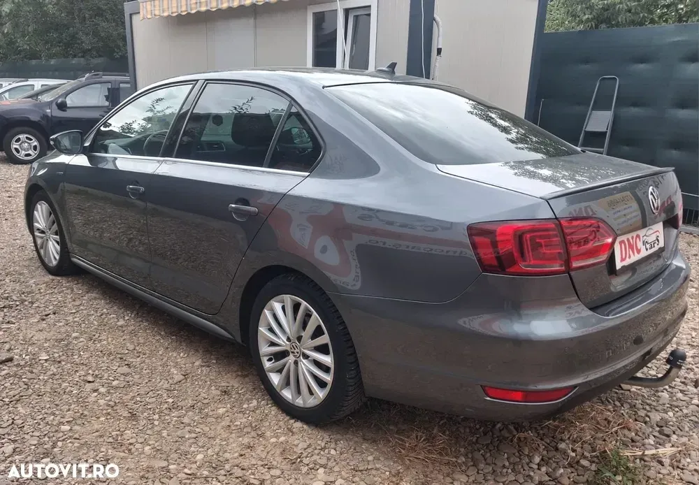 Volkswagen Jetta A6 — imagine 4
