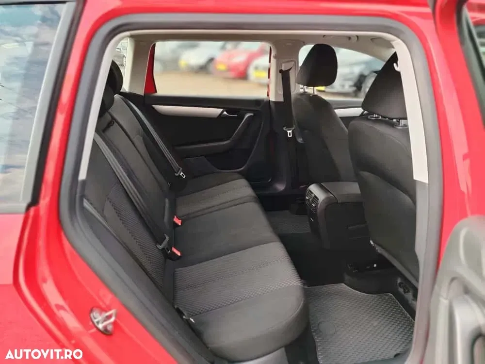 Volkswagen Passat B7 1.6 TDI BlueMotion Technology Comfortline — imagine 5