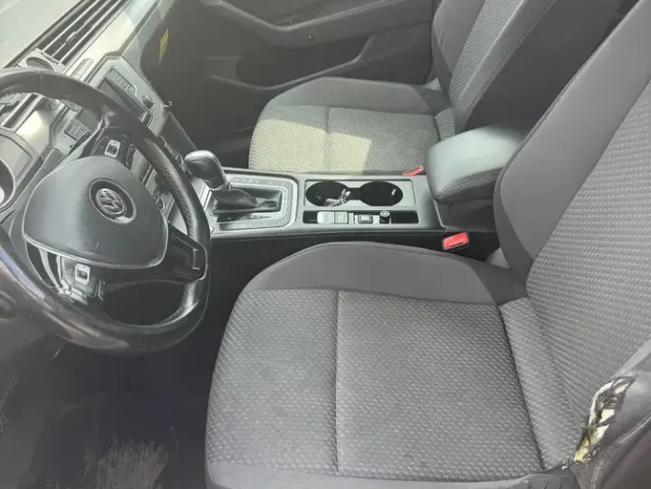 Volkswagen Passat B8 2.0 TDI Comfortline