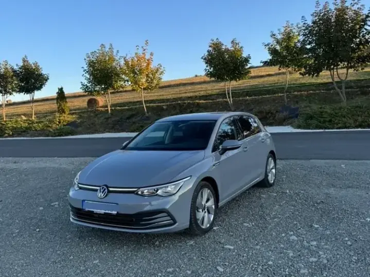 Volkswagen Golf VIII 1.5 eTSI ACT DSG MHEV Style