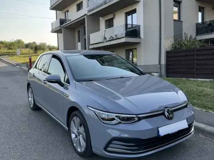 Volkswagen Golf VIII 1.5 eTSI ACT DSG MHEV Style