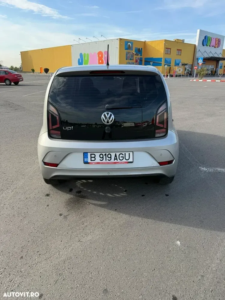 Volkswagen up! 1.0 BMT MPI High — imagine 6