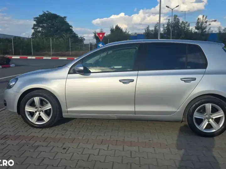 Volkswagen Golf VI