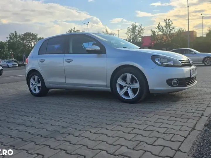 Volkswagen Golf VI