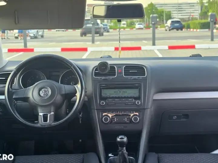 Volkswagen Golf VI