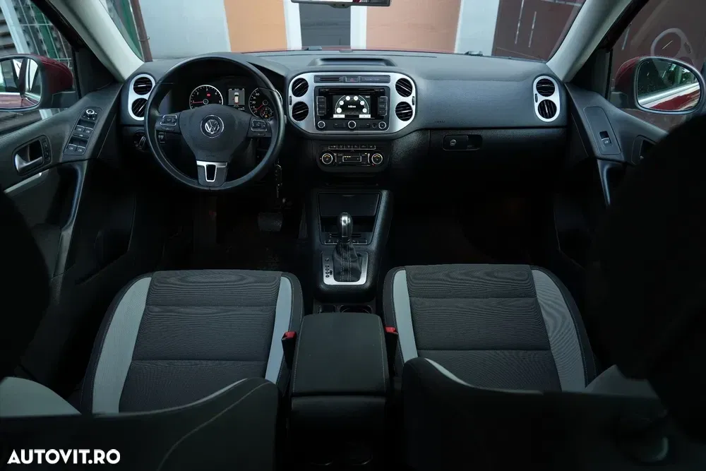 Volkswagen Tiguan I 2.0 TDI DPF 4Motion BlueMotion Technology DSG Lounge Track & Style — imagine 4
