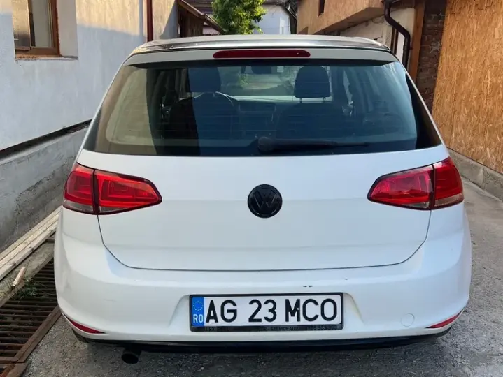 Volkswagen Golf VII 1.6 TDI DPF Comfortline