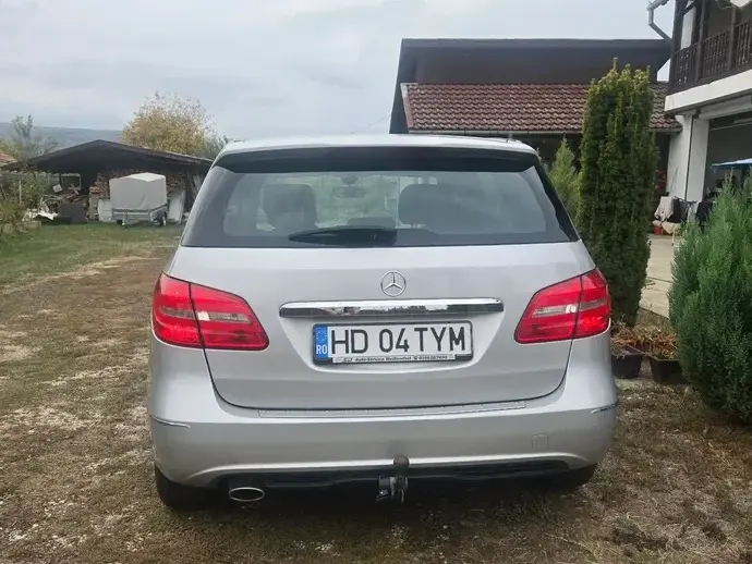Mercedes-Benz 180 DB