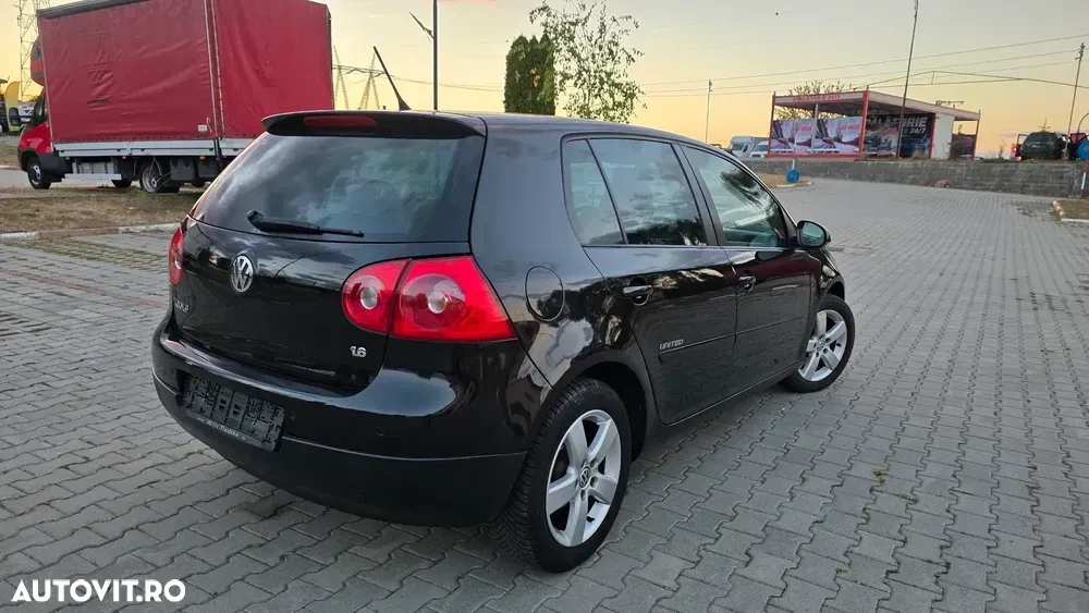 Volkswagen Golf 1.6 United — imagine 2