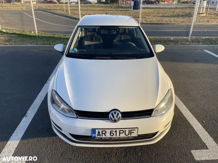 Volkswagen Golf VII 1.6 TDI DPF BMT Trendline