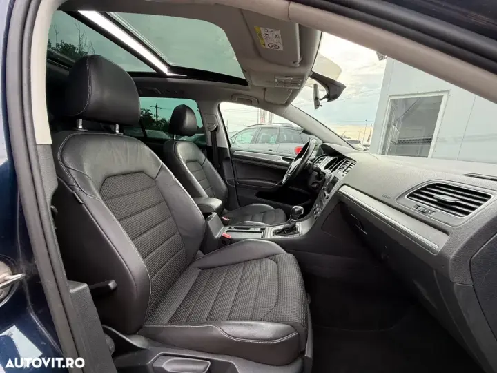 Volkswagen Golf VII 1.6 TDI DPF BMT DSG Highline