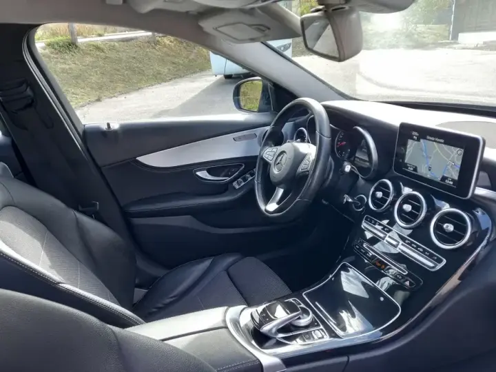 Mercedes-Benz C W205 220 d 7G-TRONIC Avantgarde