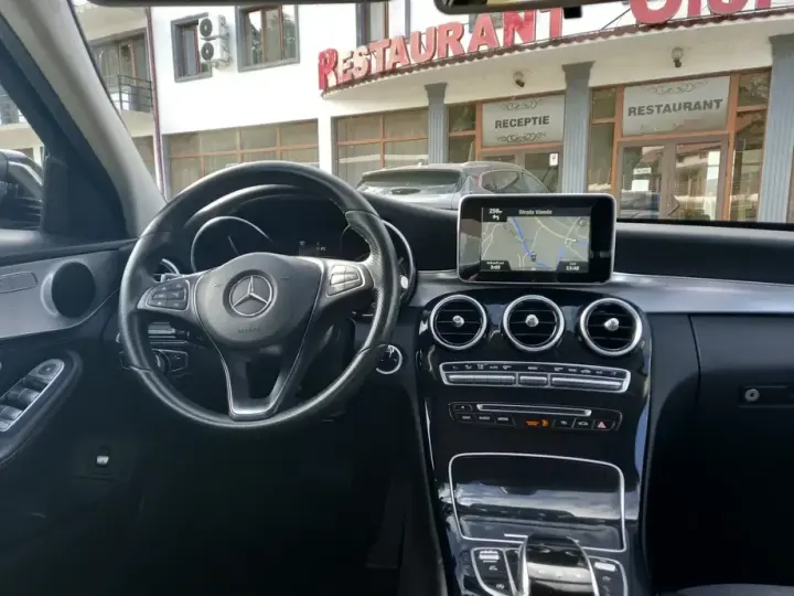 Mercedes-Benz C W205 220 d 7G-TRONIC Avantgarde