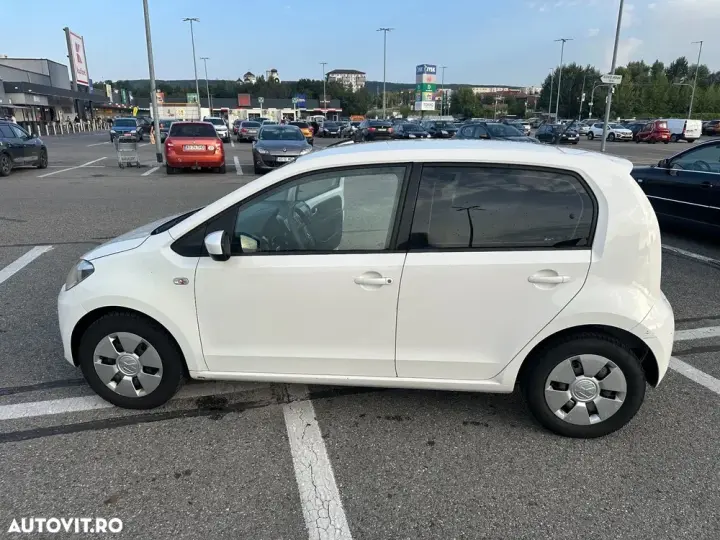 Volkswagen up! 1.0 Take