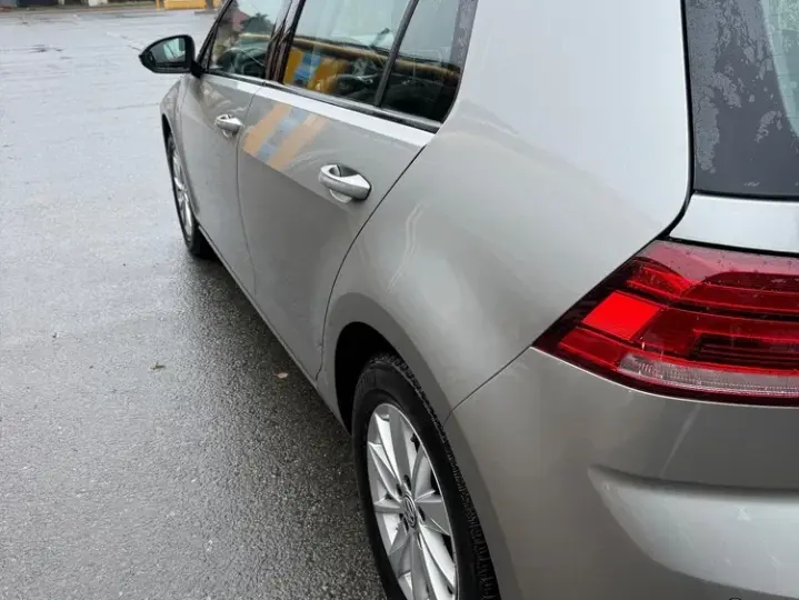 Volkswagen Golf VII 1.0 TSI Comfortline