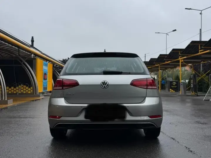 Volkswagen Golf VII 1.0 TSI Comfortline