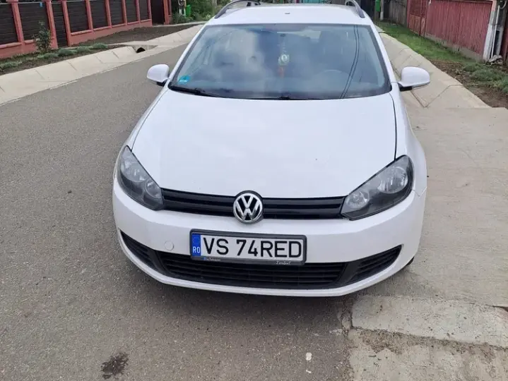 Volkswagen Golf VI 1.6 TDI DPF Trendline