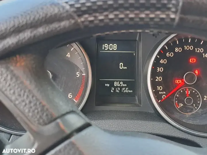 Volkswagen Golf VI 1.6 TDI DPF Trendline