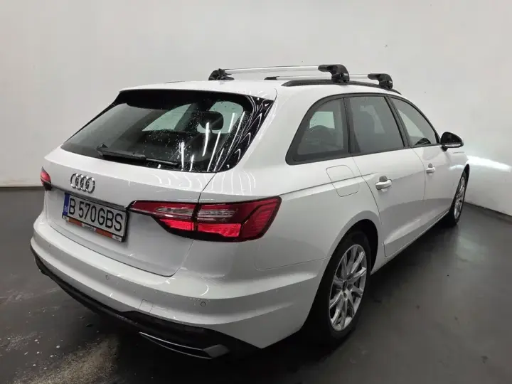 Audi A4 Limuzina