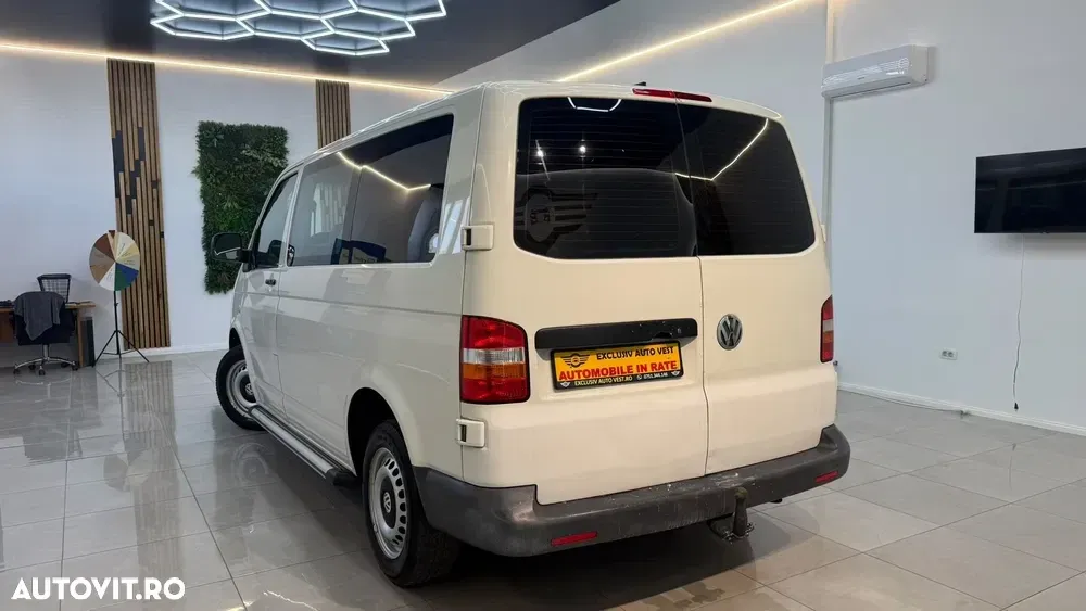 Volkswagen Transporter T5 Standard — imagine 3