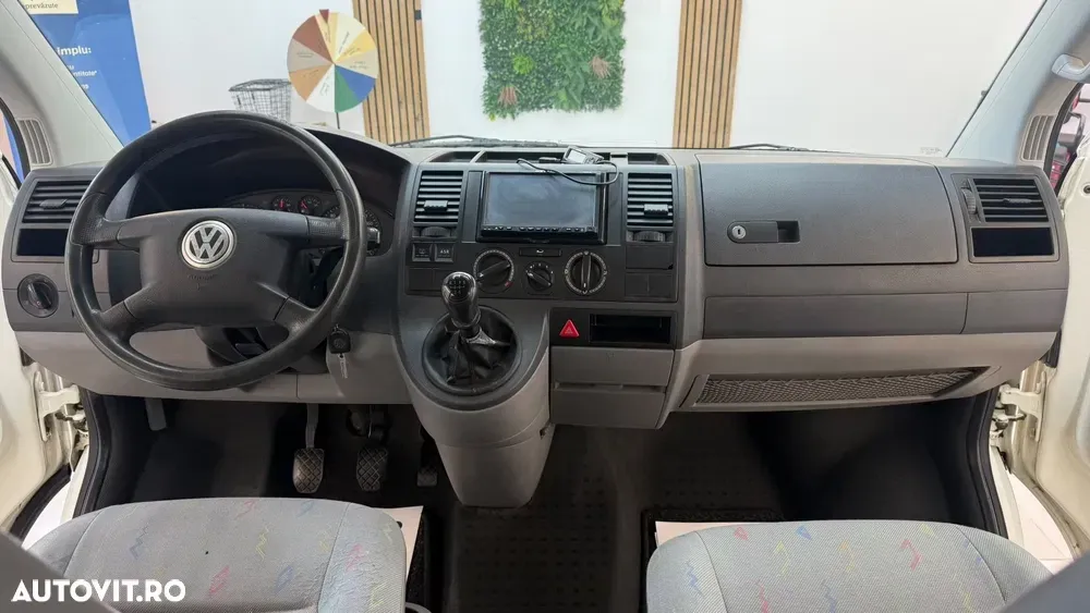 Volkswagen Transporter T5 Standard — imagine 6