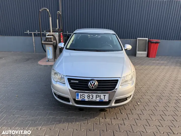 Volkswagen Passat B6 2.0TDI Comfortline DPF Bluemotion Technology