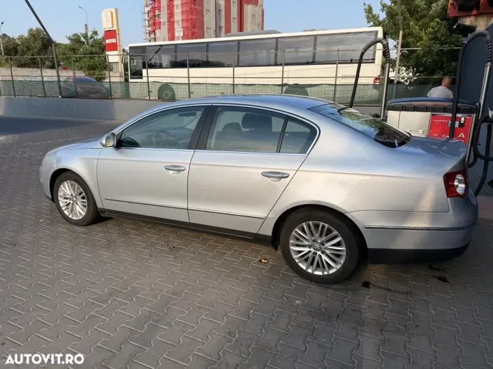 Volkswagen Passat B6 2.0TDI Comfortline DPF Bluemotion Technology