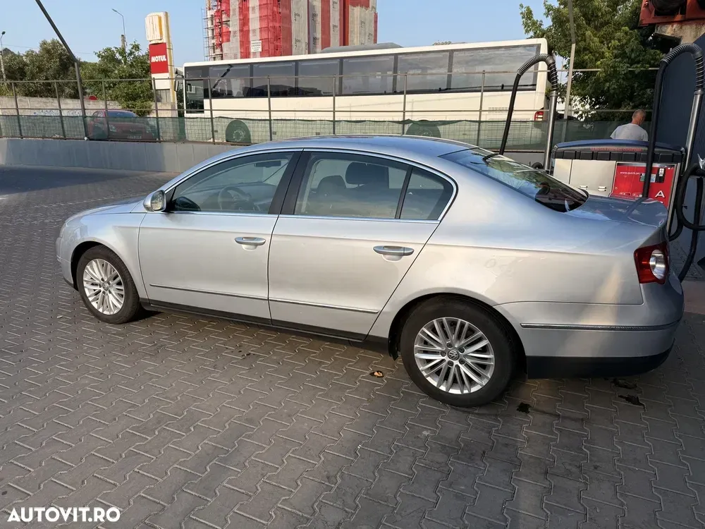 Volkswagen Passat B6 2.0TDI Comfortline DPF Bluemotion Technology — imagine 5