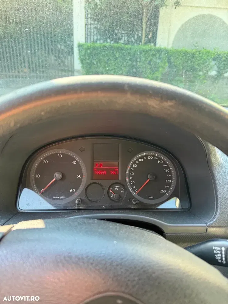 Volkswagen Caddy — imagine 3